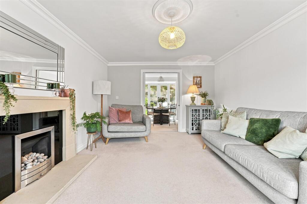 House in Winterbourne Down, Bury Hill, Winterbourne - View 2