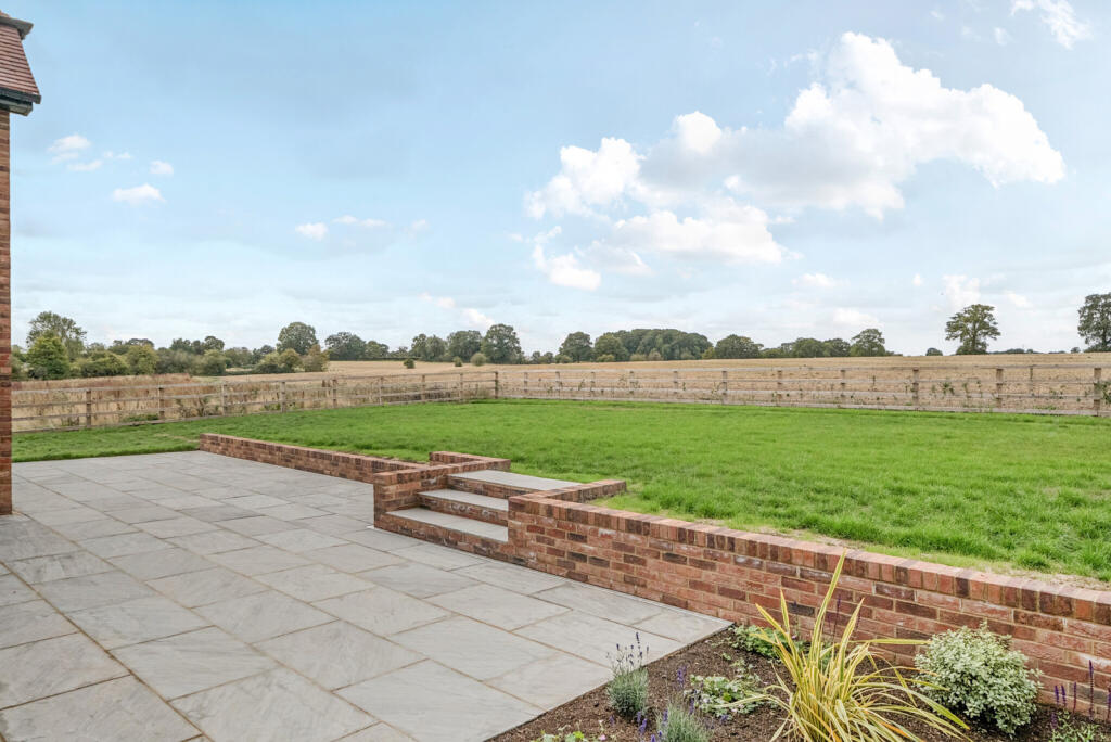 House in Basingstoke and Deane, Stratfield Saye - View 4