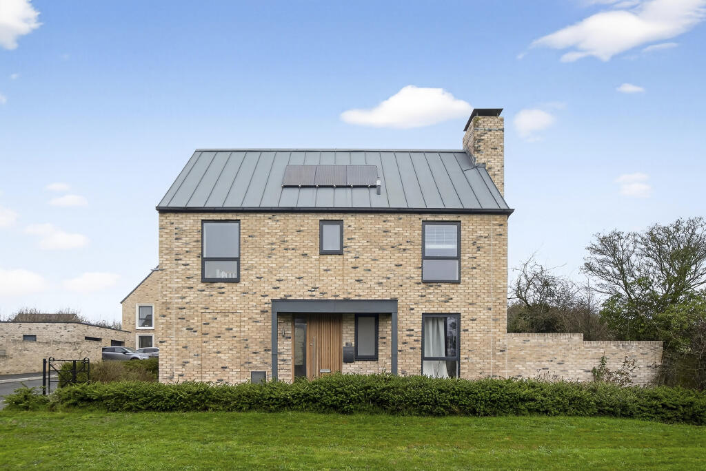 Main image of property: Ceres Place, Calne, SN11