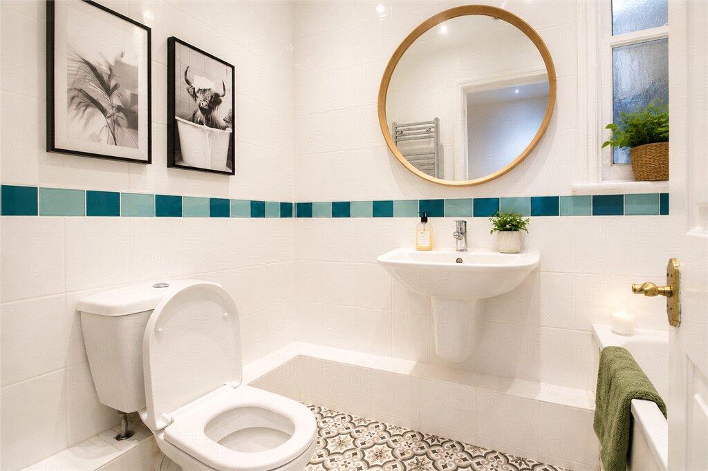 Apartment in London, Royal Borough of Kensington and Chelsea - More