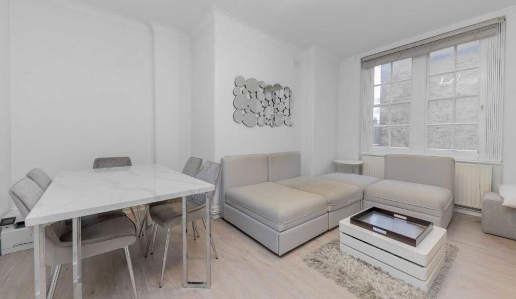 Apartment in London, City of Westminster - View 3