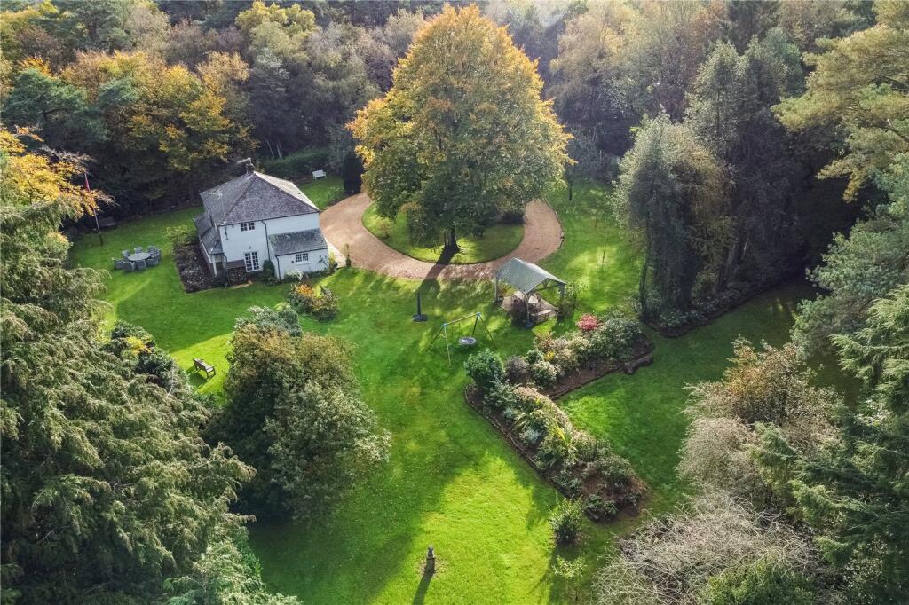 Main image of property: London Road, Hindhead, Surrey, GU26