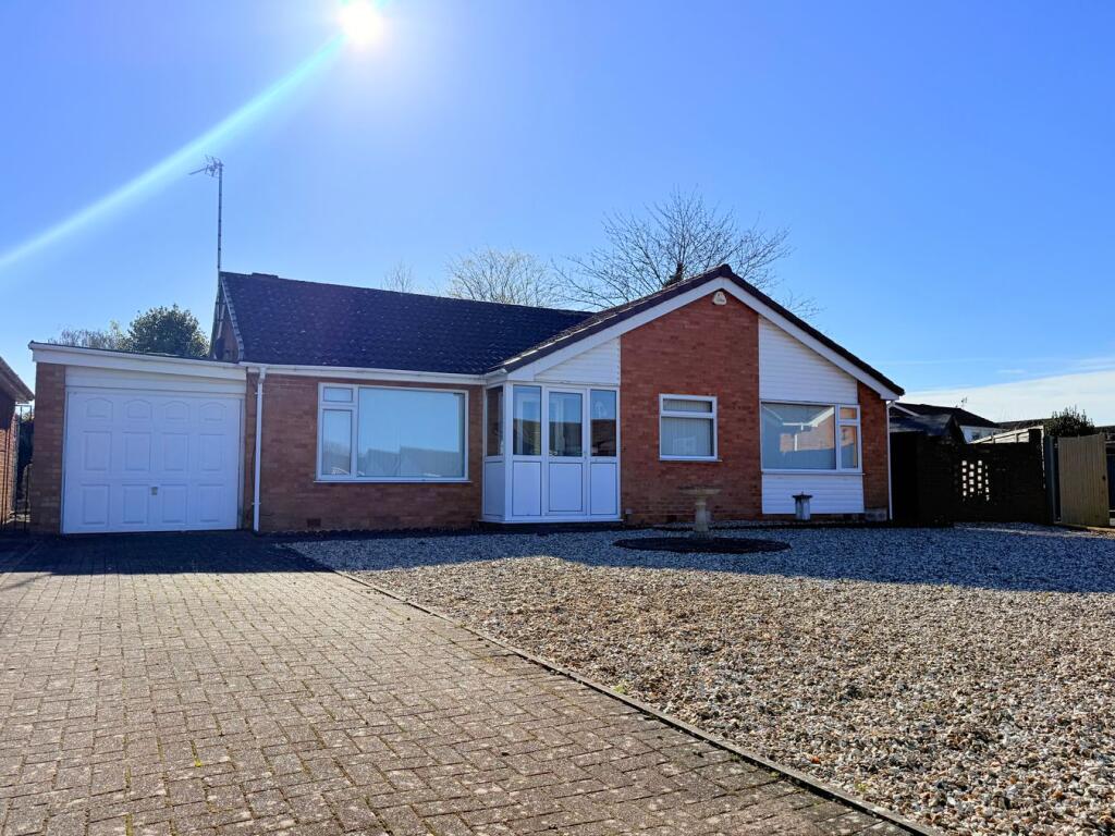 3-bed house on Norwich Close, Taunton, TA1, £350,000