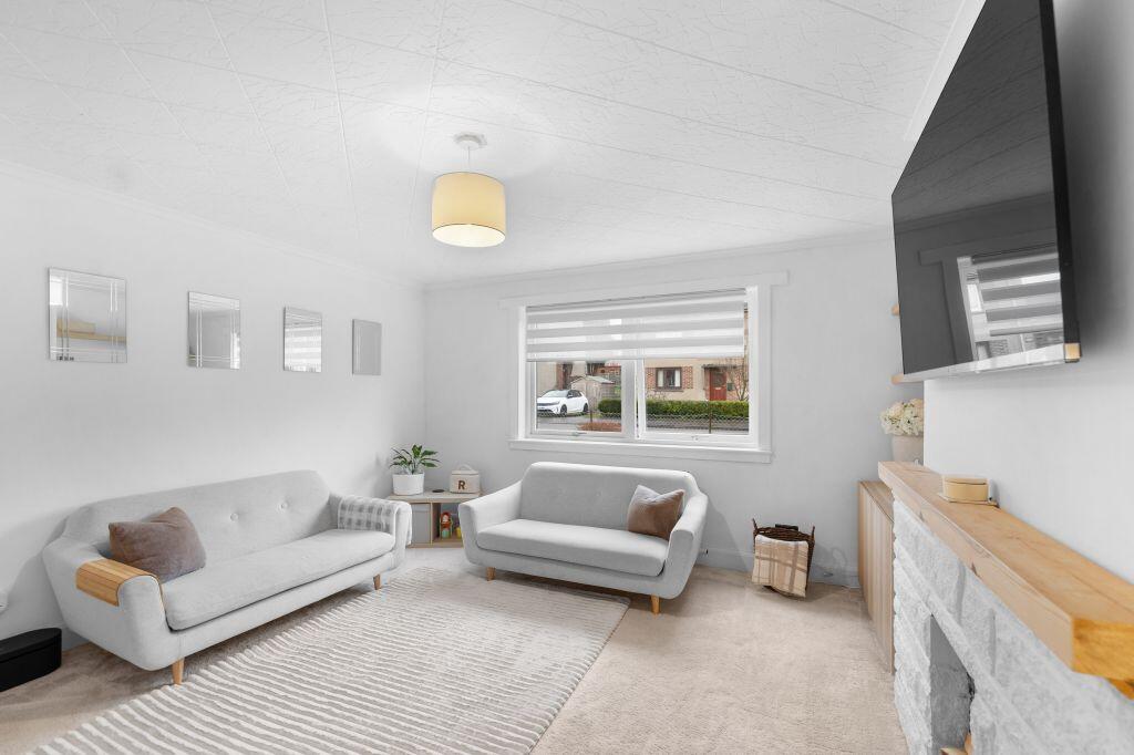 146 Tweedsmuir Road, Perth, PH1 2HR photo 2