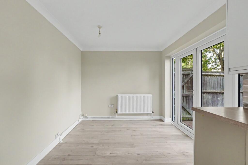 House in Gillingham, Parkwood - View 5