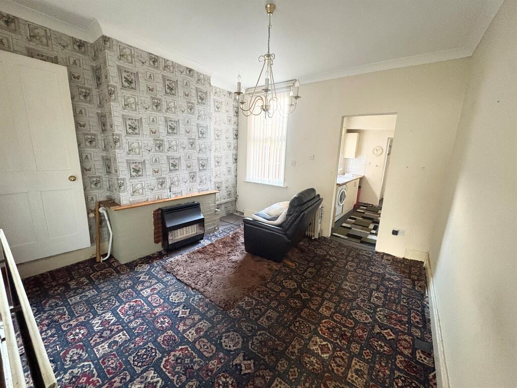 House in Walsall - View 3