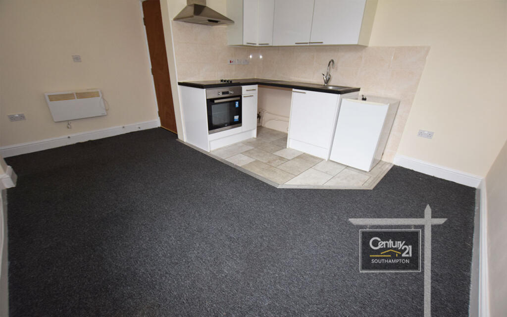 Apartment in Southampton - View 2