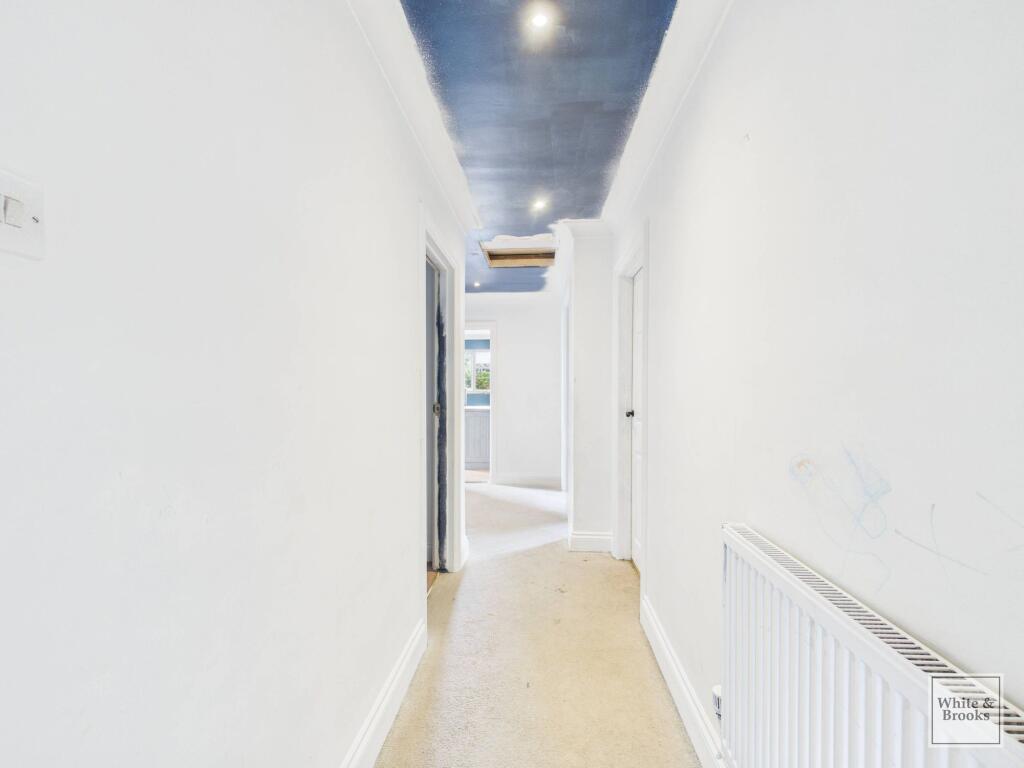 House in Portsmouth - View 5