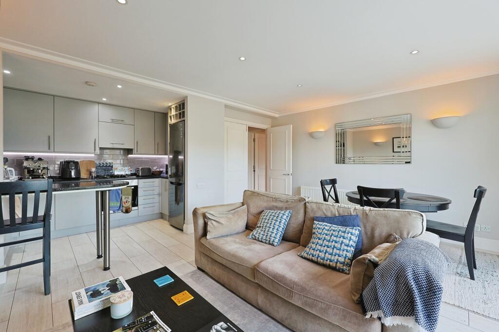 Carlton Drive, Putney, SW15 - View 6