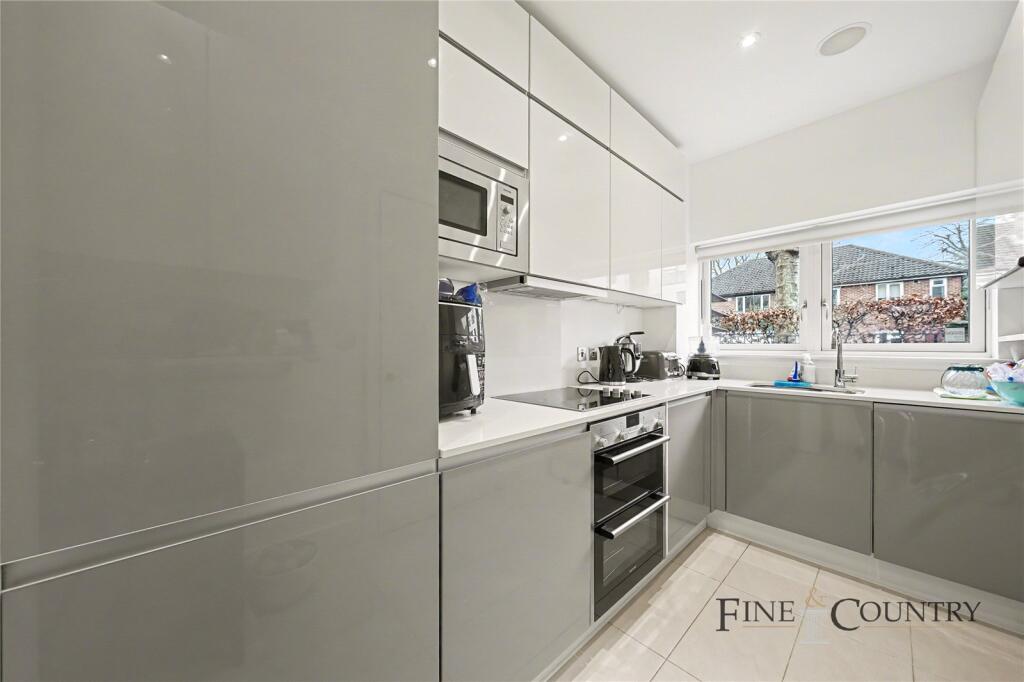 House in London - View 3