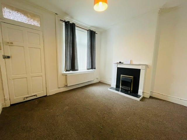 House in Sandwell, West Midlands - View 2