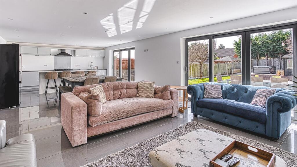 Scarsdale Avenue, Allestree, Derby photo 4