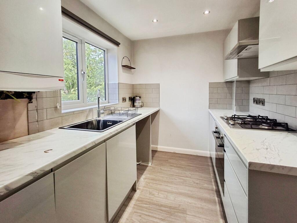 House in South Kesteven, Thurlby - View 4