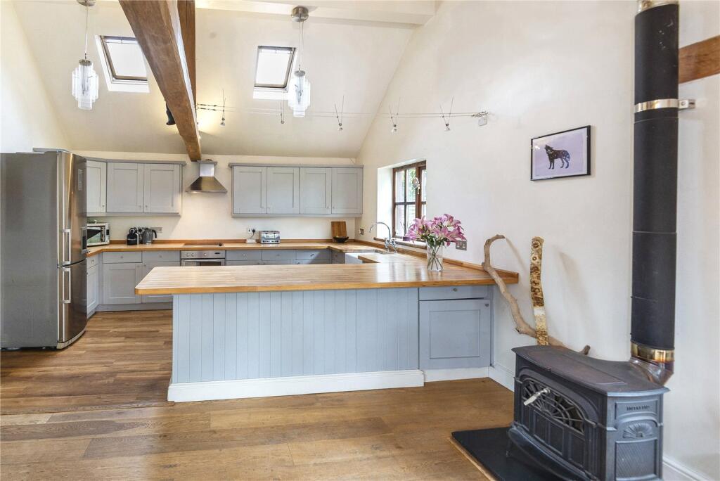 Coxlands, Hartfield Road, Cowden, Kent, TN8 photo 2