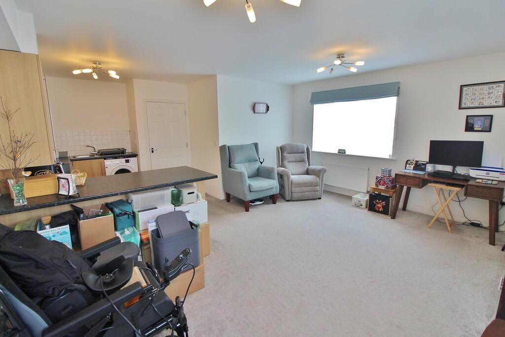 Apartment in Portsmouth - More