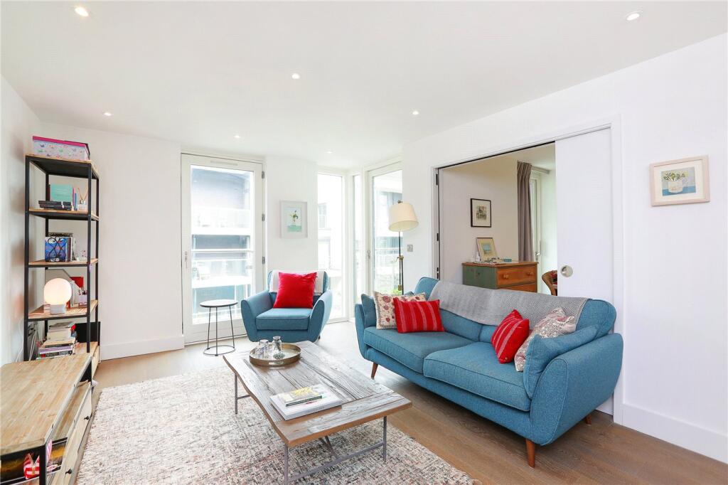 Main image of property: Decorum Apartments, 3 Wenlock Road, London, N1