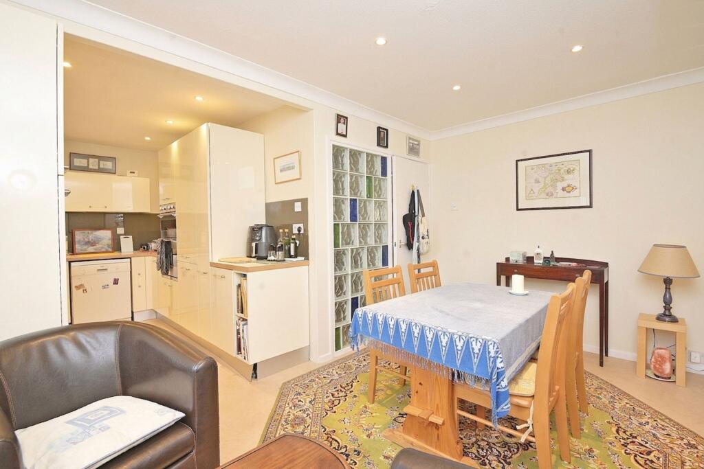 House in Harrogate - View 4