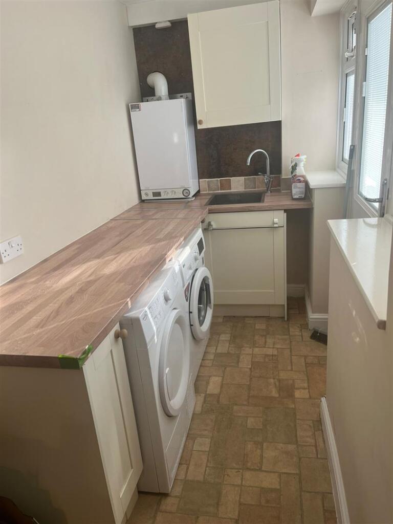 Apartment in Salisbury - View 4
