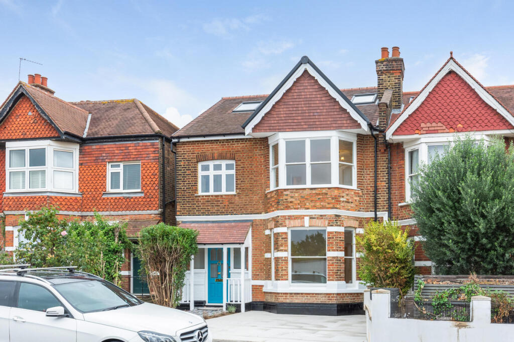 Main image of property: Twyford Avenue, London, W3