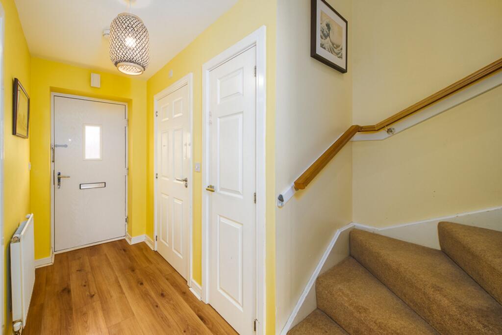 House in Worcester - View 5