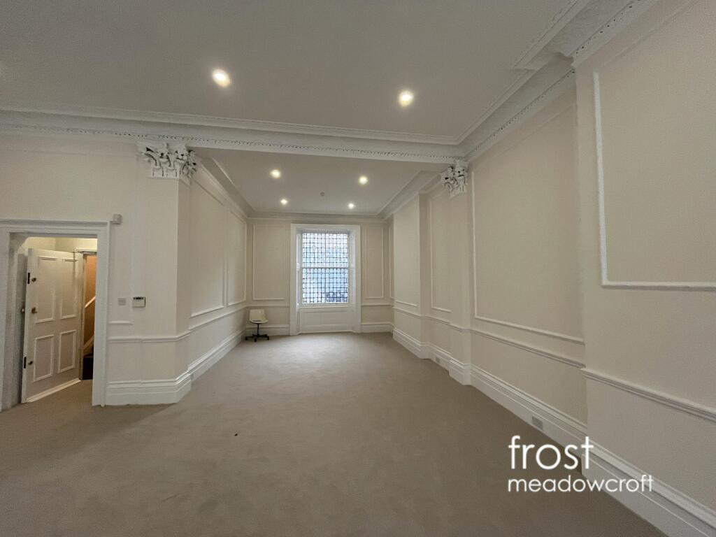 11 Elvaston Place SW7 int3.jpg