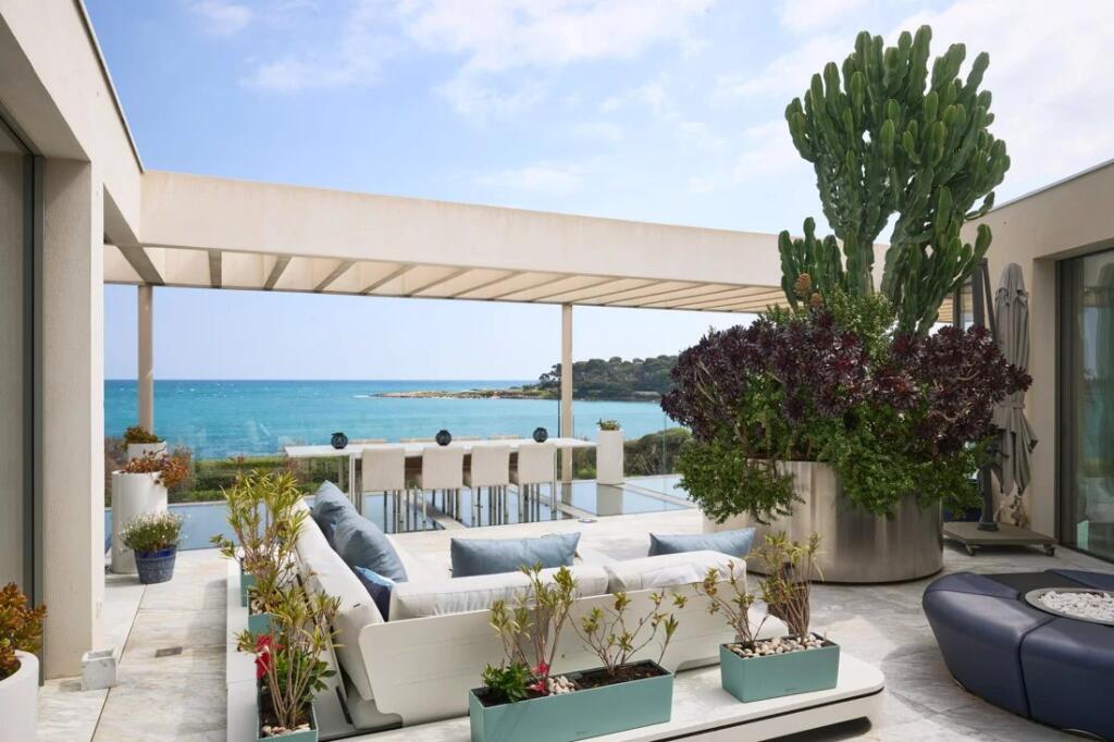 Main image of property: Provence-Alps-Cote d`Azur, Alpes-Maritimes, Antibes