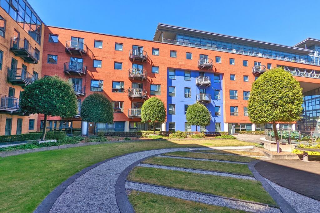 Main image of property: 103 West One Plaza 2, 11 Cavendish Street, Sheffield