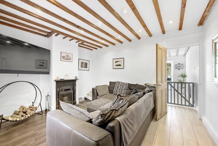 House in Chelmsford - View 2