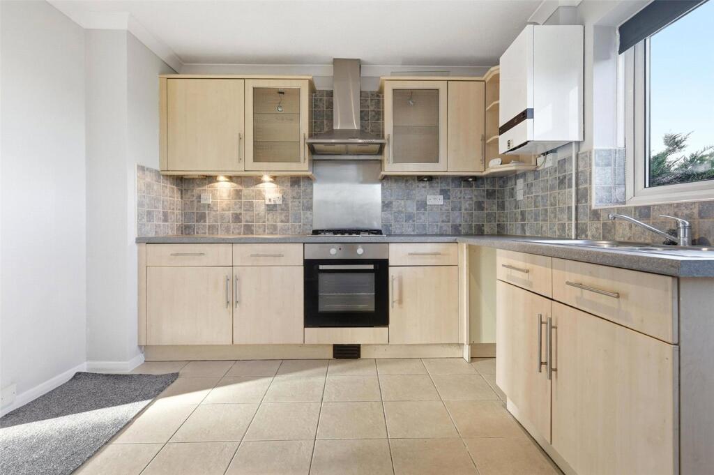 Havenside, Little Wakering, Southend-on-Sea, Essex, SS3 photo 4