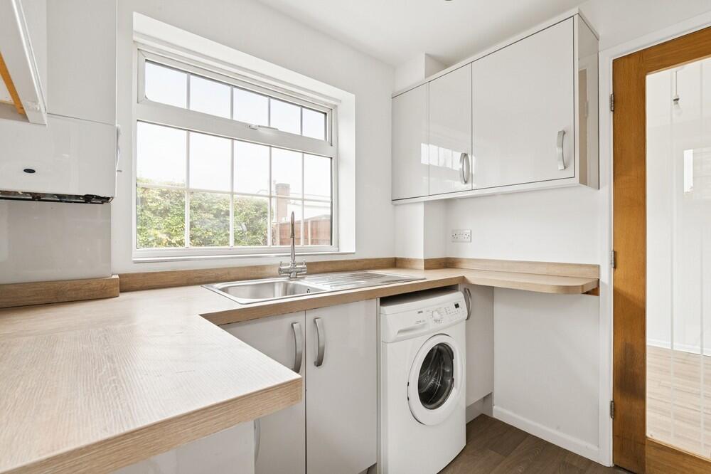 House in Milton Keynes - View 3