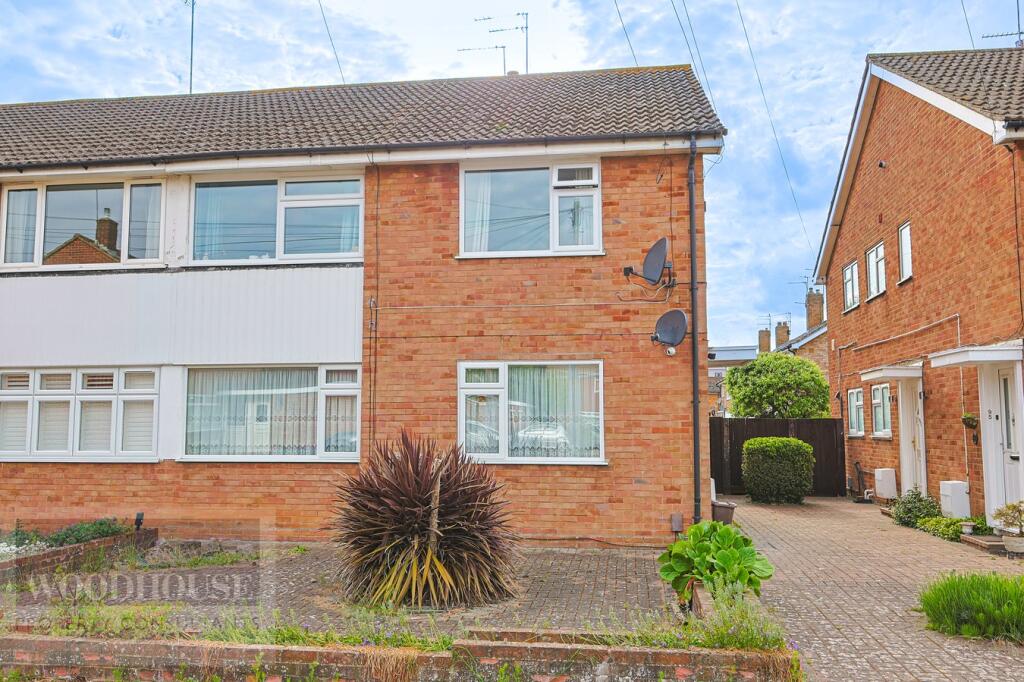Main image of property: Southmead Crescent, Cheshunt, EN8