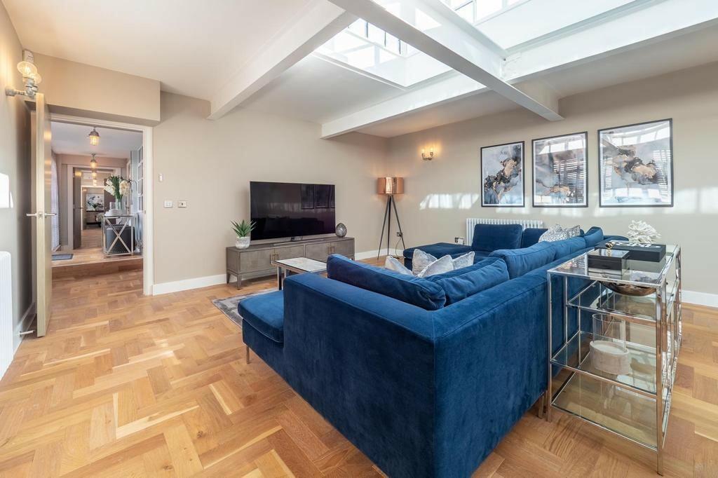 Main image of property: 150 Great Charles Street Queensway, Birmingham, West Midlands