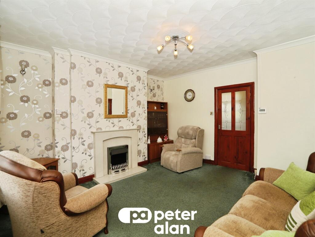 House in Gelligaer, Cefn Fforest - View 4