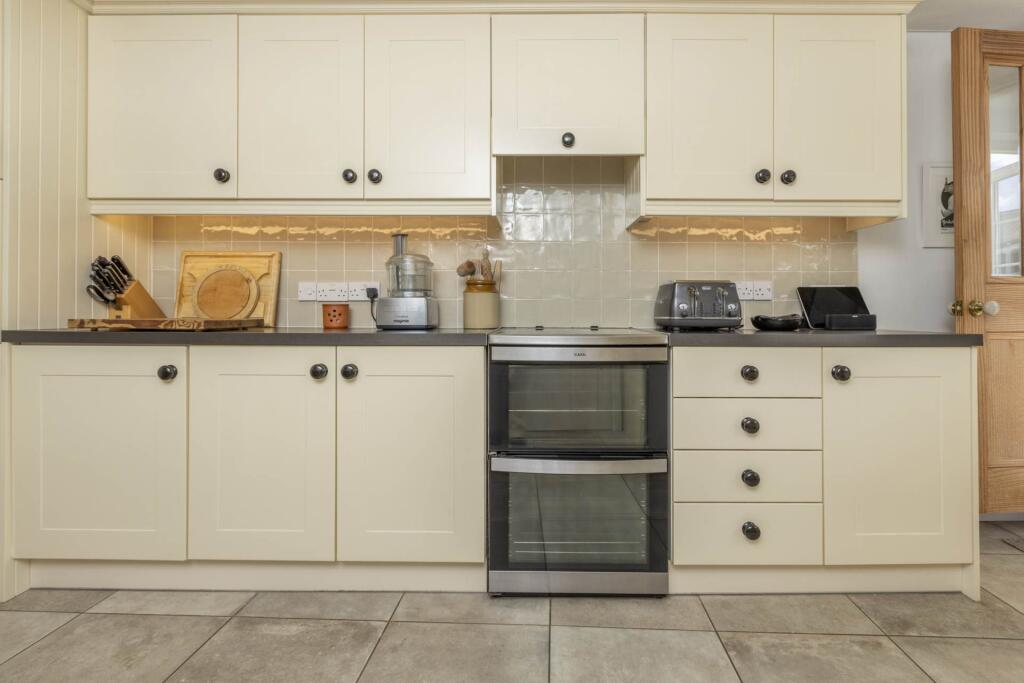 House in Beccles - More
