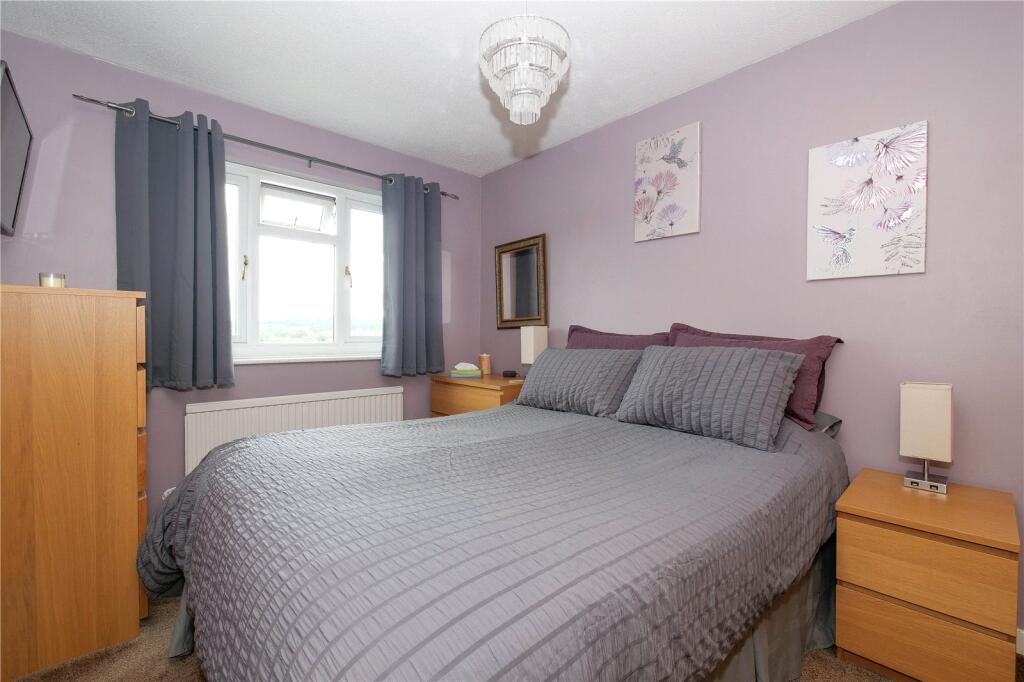 House in Bradford, Baildon - View 5