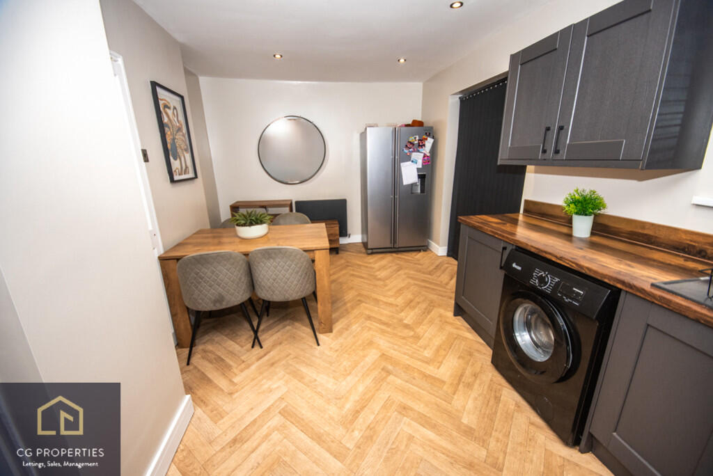 Rookery Road, Swinton photo 3