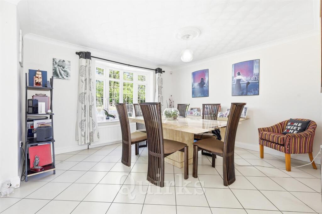 Mercer Road, Billericay photo 2