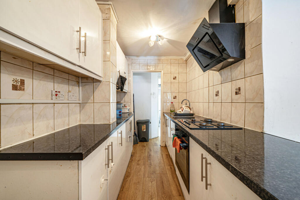 House in London, Upper Sydenham, Forest Hill - View 4