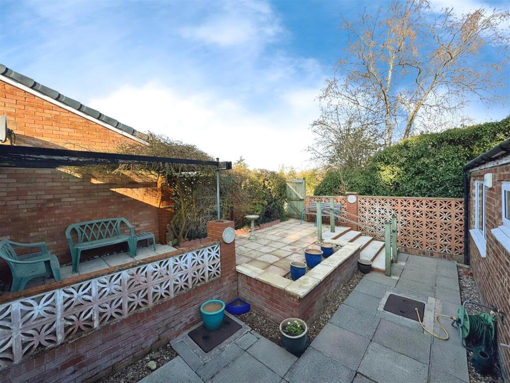 Verdon Place, Barford photo 2