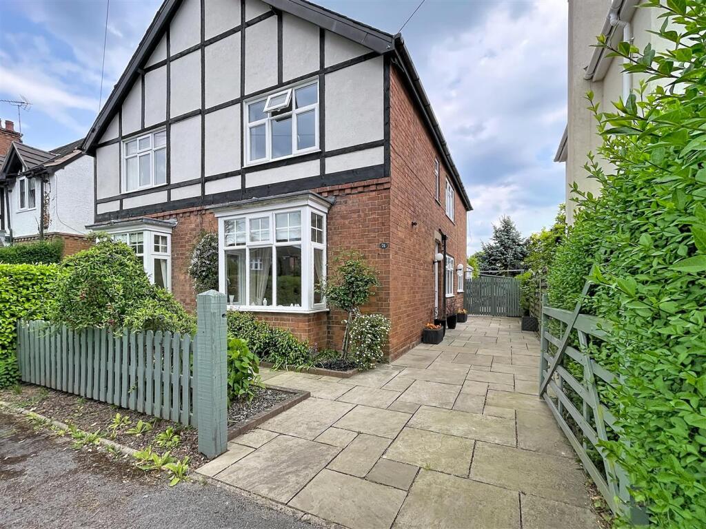 Main image of property: Windy Arbour, Kenilworth