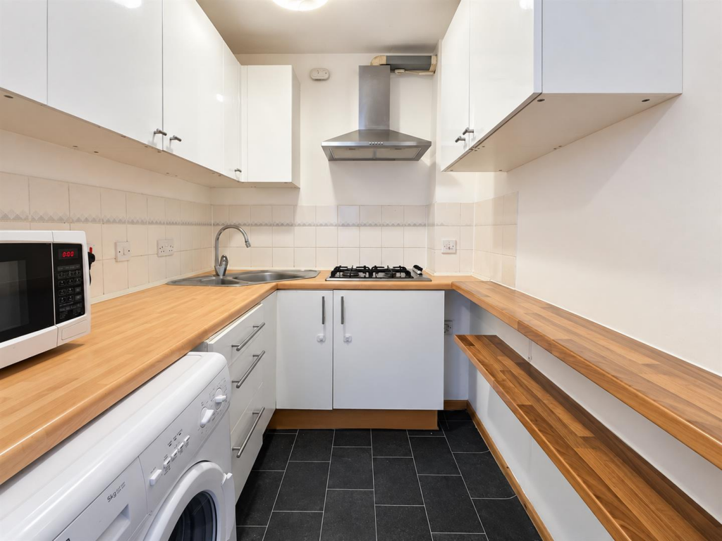 House in London - View 4