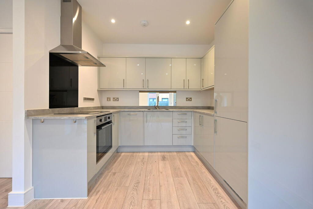 Low Mill Mews, Ripon, HG4 1FF photo 3