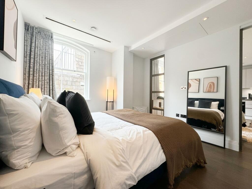 Apartment in London - View 3