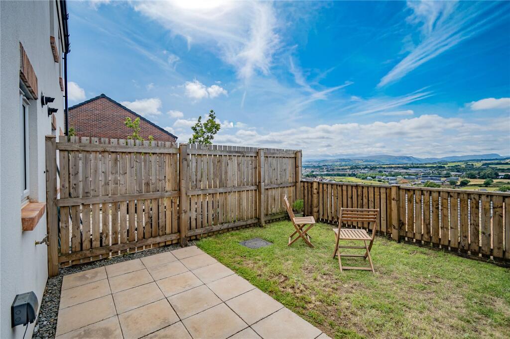 31 Chase Park, Penrith, Cumbria photo 3