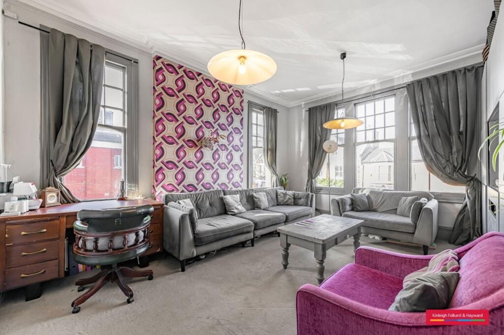 Apartment in London - View 3