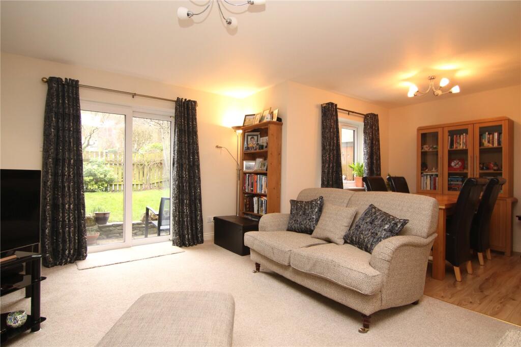 House in Bradford, Steeton with Eastburn - View 3
