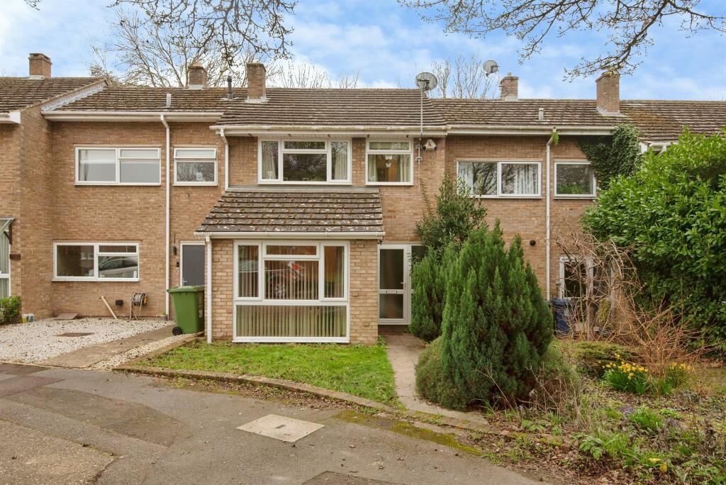 Main image of property: Flambards Close, Meldreth, Royston