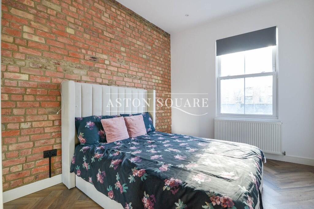 Main image of property: Brent Street, London, NW4