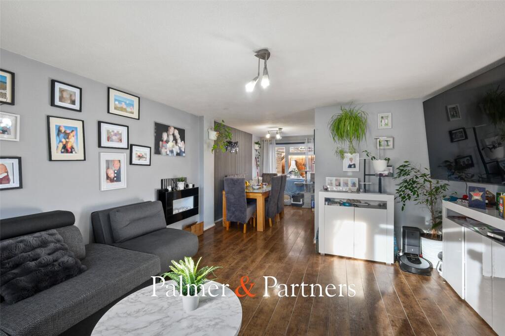 York Place, Riverside, Colchester, Essex, CO1 – další