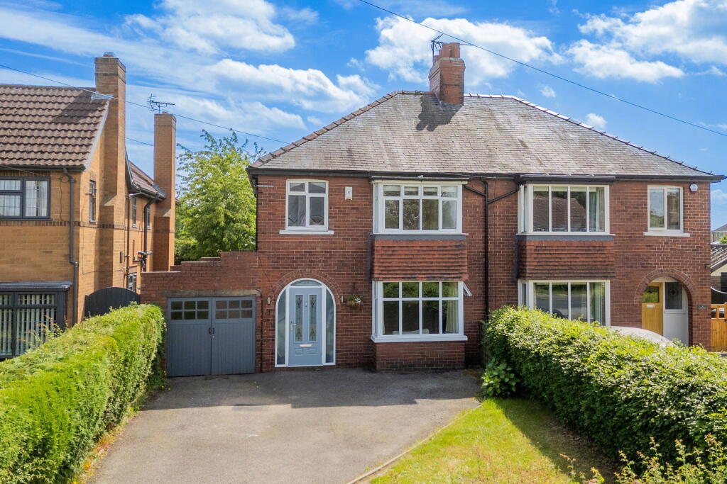 3-bed semi-detached on Leeds Road, Selby, YO8 4HU, £350,000